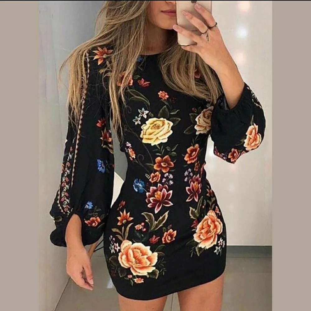 Women's Mini Dress - Open Back - Picture 1 of 8